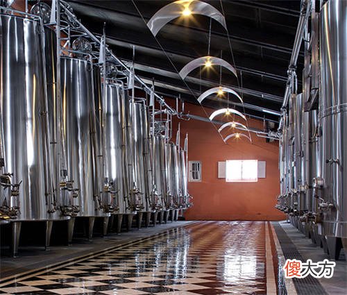 开红酒加盟店要做什么准备 酒店加盟有哪些品牌