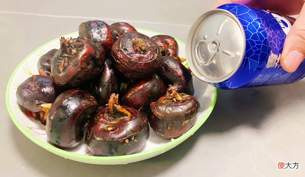 马蹄去皮太简单了 马蹄去皮这么简单