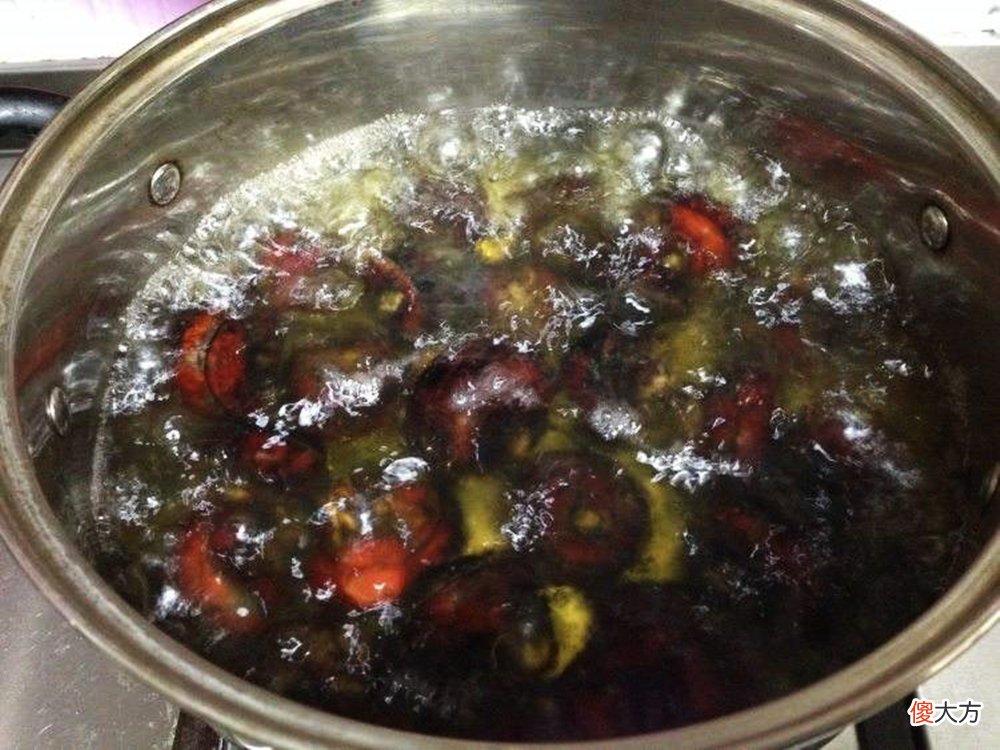 马蹄去皮太简单了 马蹄去皮这么简单