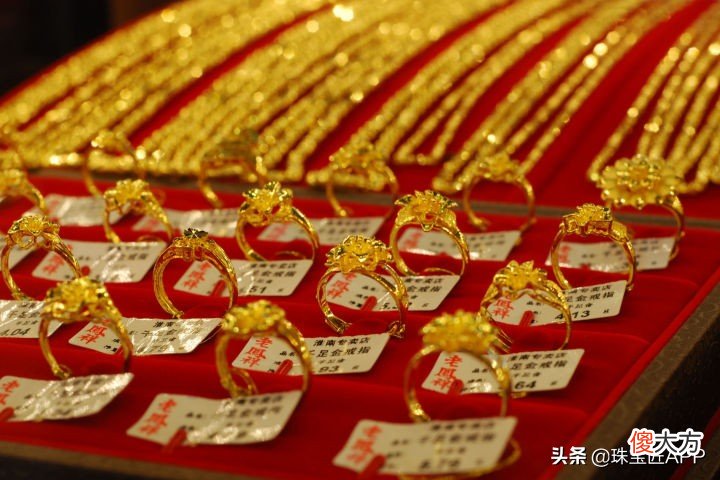 K金和白金不一样 k金跟白金的区别