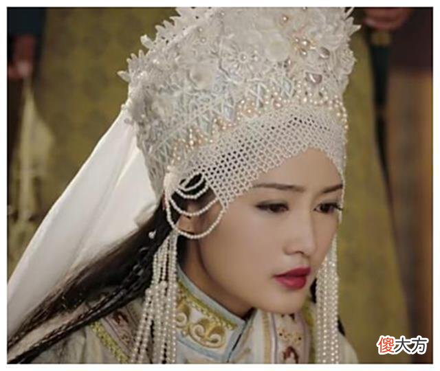 【历史故事】皇帝迷路流落到樵夫家，樵夫杀鸡款待，老母亲哀求：留下儿媳妇