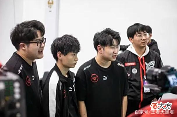 【游戏世界】清清：不用回广州了，最近也没参加训练赛，大概率要离开TTG了