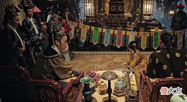 【历史故事】如懿传：为彻底扳倒卫嬿婉，甄嬛拿来如懿所绣经幡，乾隆看后心在滴血
