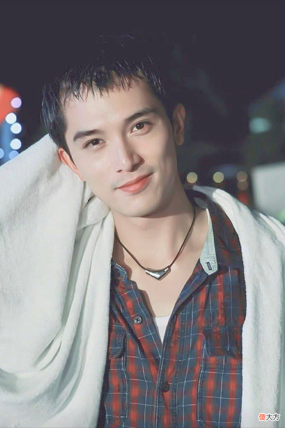 痞帅但不油腻的男演员 帅帅的痞痞的男演员