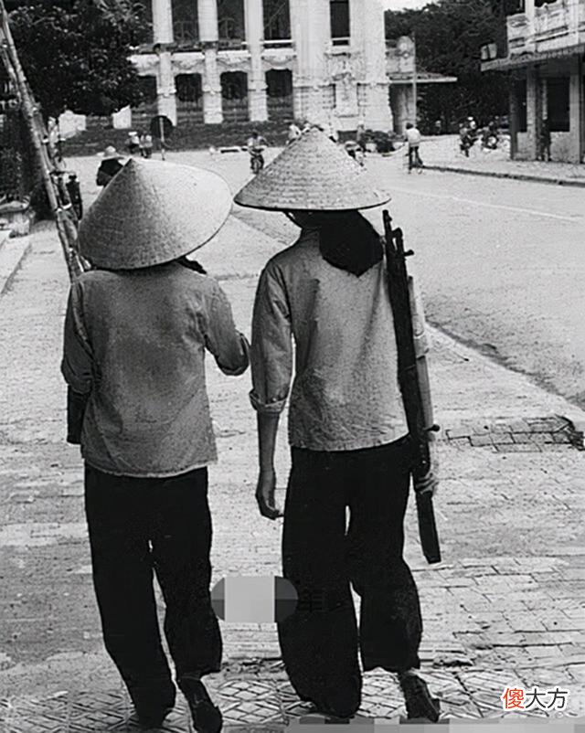 【历史故事】对越战争，士兵黄干宗被劫内幕：与两越南女兵在无人树林共度13年