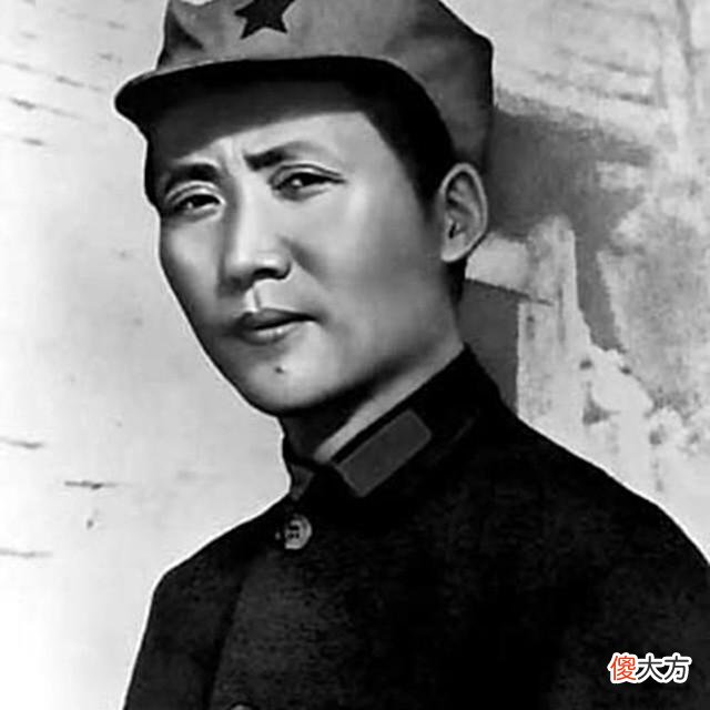 【爱历史】新四军的高级将领，他惨遭叛徒出卖牺牲，他的妻子是武当女侠