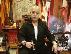【历史故事】他是美国黑帮大佬, 被捕后列出162条罪名, 他反驳一条: 我没向中国贩毒