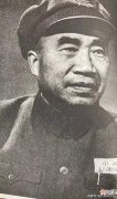 【爱历史】1962年，井冈山地区负责人请朱德题艰苦奋斗，朱德却写了另5个字