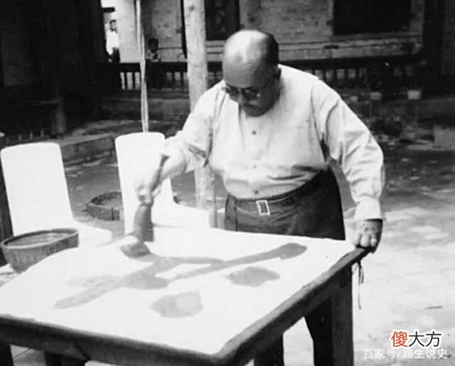 【历史故事】1949年，马鸿逵逃跑时，带走了“男娃”，把“女娃”当包袱甩下