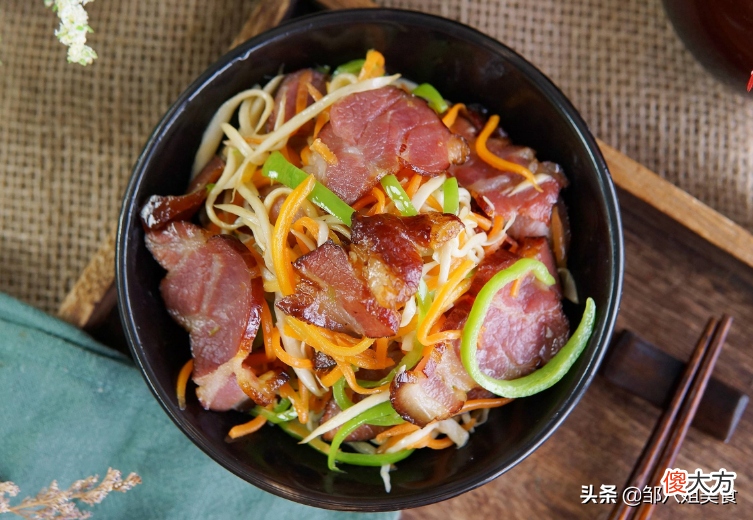 炒腊肉不要切了就炒 腊肉可以炒不