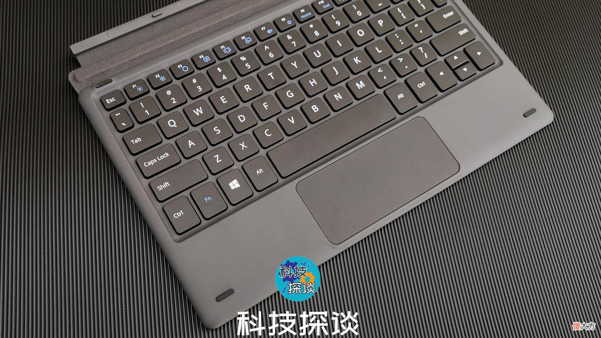 很适合学生的Win10二合一平板 win10二合一平板推荐