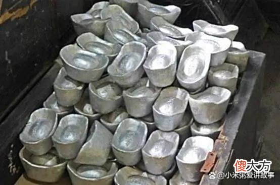 【历史故事】民间故事：两个乞丐得到一大锭银子，却因此丧了命！
