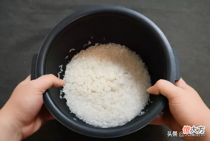 米饭怎么蒸才好吃 米饭怎么蒸才好吃多长时间