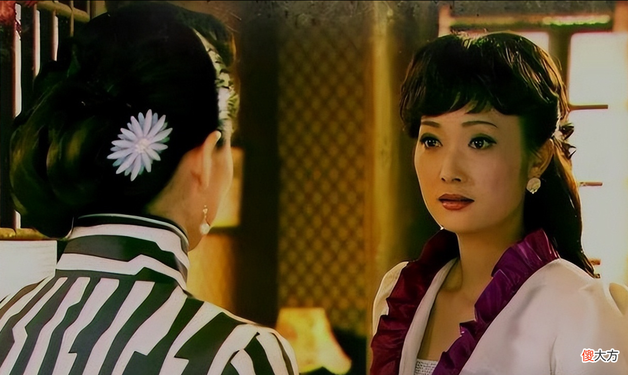 【爱历史】军统女特务秘密潜伏回国，干爹是美国少将，密谋刺杀我国大人物