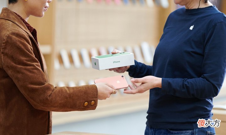 网上买手机和实体店买手机有什么差别 网上买手机和实体店买手机有什么区别