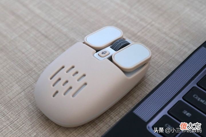 全新升级的高颜值智能语音鼠标 好帅智能语音鼠标