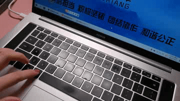 全新升级的高颜值智能语音鼠标 好帅智能语音鼠标