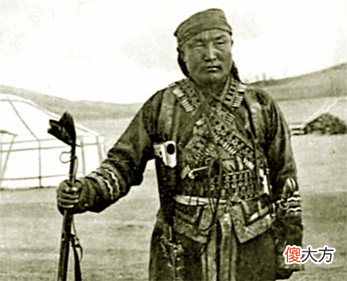 【爱历史】中国最嚣张的悍匪, 被中俄两国联手剿灭, 头颅被存博物馆, 他是谁