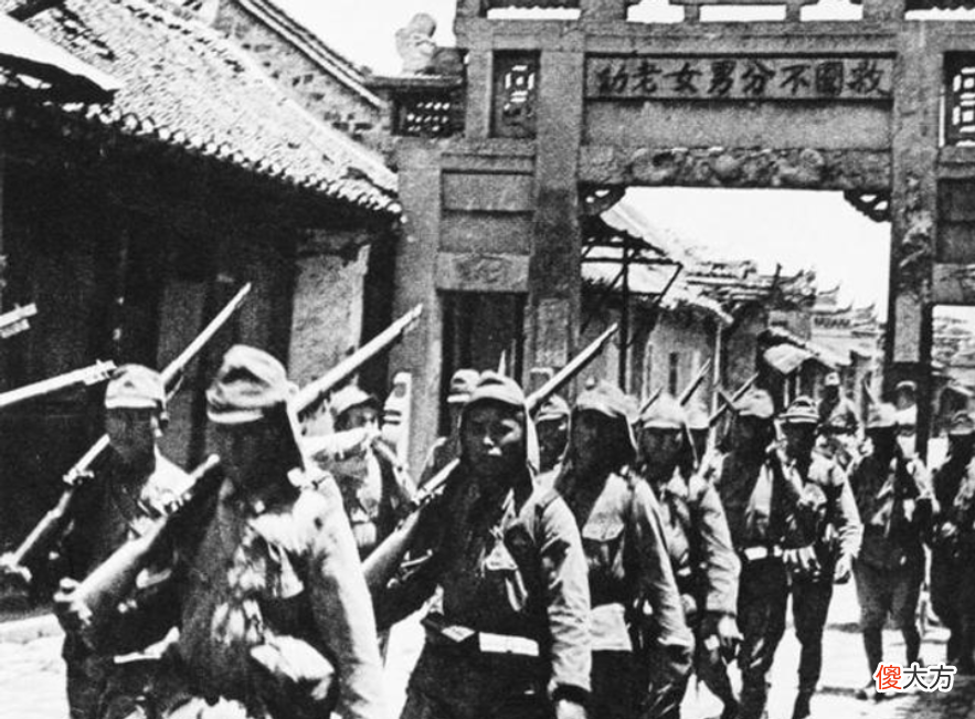 【历史故事】十几个日本兵就可控制一个县城？是夸大还是事实，抗战学者这样说