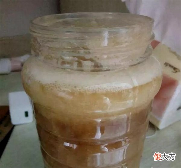 为什么蜂蜜放久了会黑 蜂蜜放久了怎么会变黑