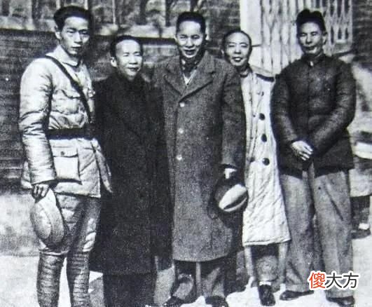 【爱历史】谁来当新四军参谋长？叶挺和项英提名4人，主席却选了另外一人
