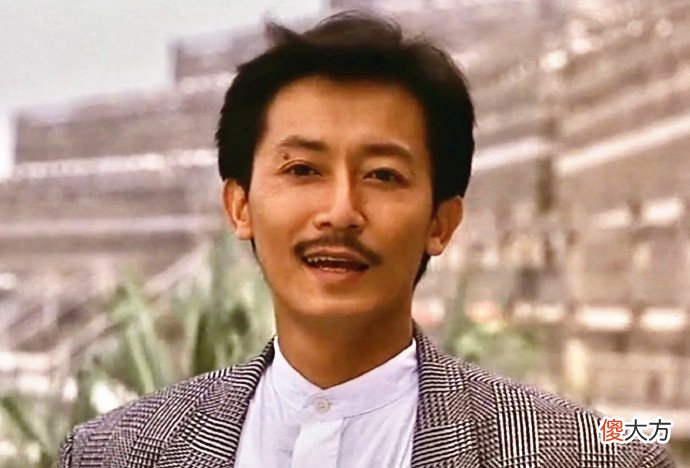70岁陈勋奇直播带货声音嘶哑