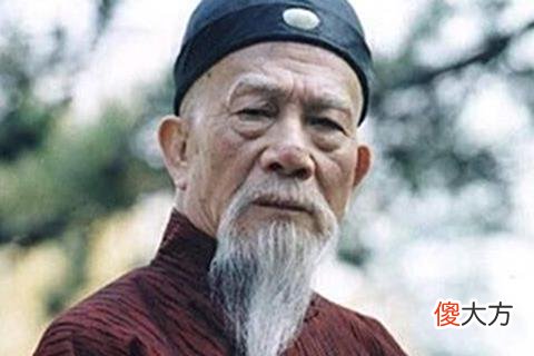 【爱历史】1886年,北洋水师将炮口对准长崎,李鸿章威胁日本:随时可开战