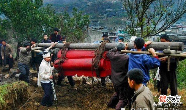 为什么农村人去世用红棺材 为什么要用红棺材