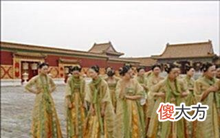 【爱历史】清朝宫女为何出了紫禁城，连流浪汉都不娶，溥仪道出了真实原由。