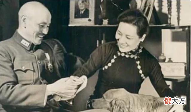 【爱历史】宋美龄看到丈夫遗嘱后，直接独自去了美国，晚年她才说出原因
