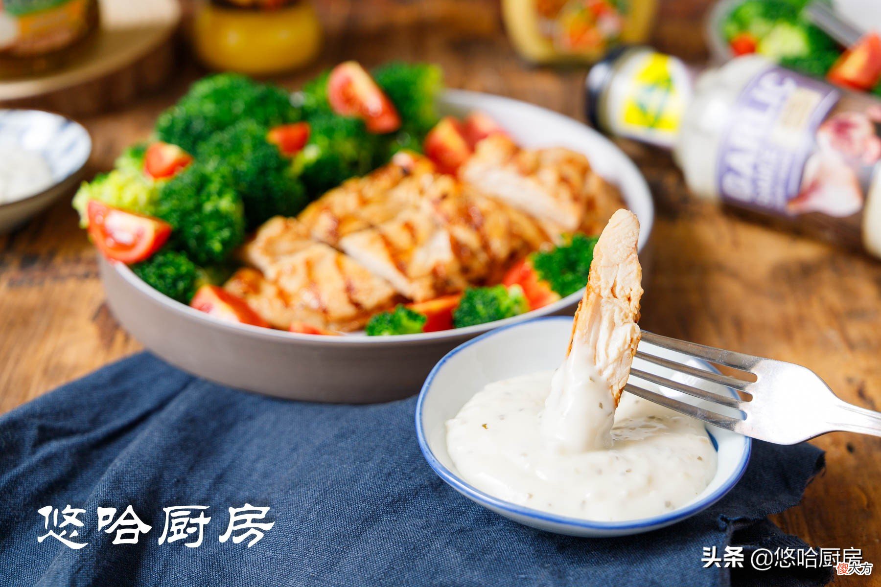 最近迷上了这样吃鸡胸肉，软嫩多汁似牛排，做法特别简单，快试试