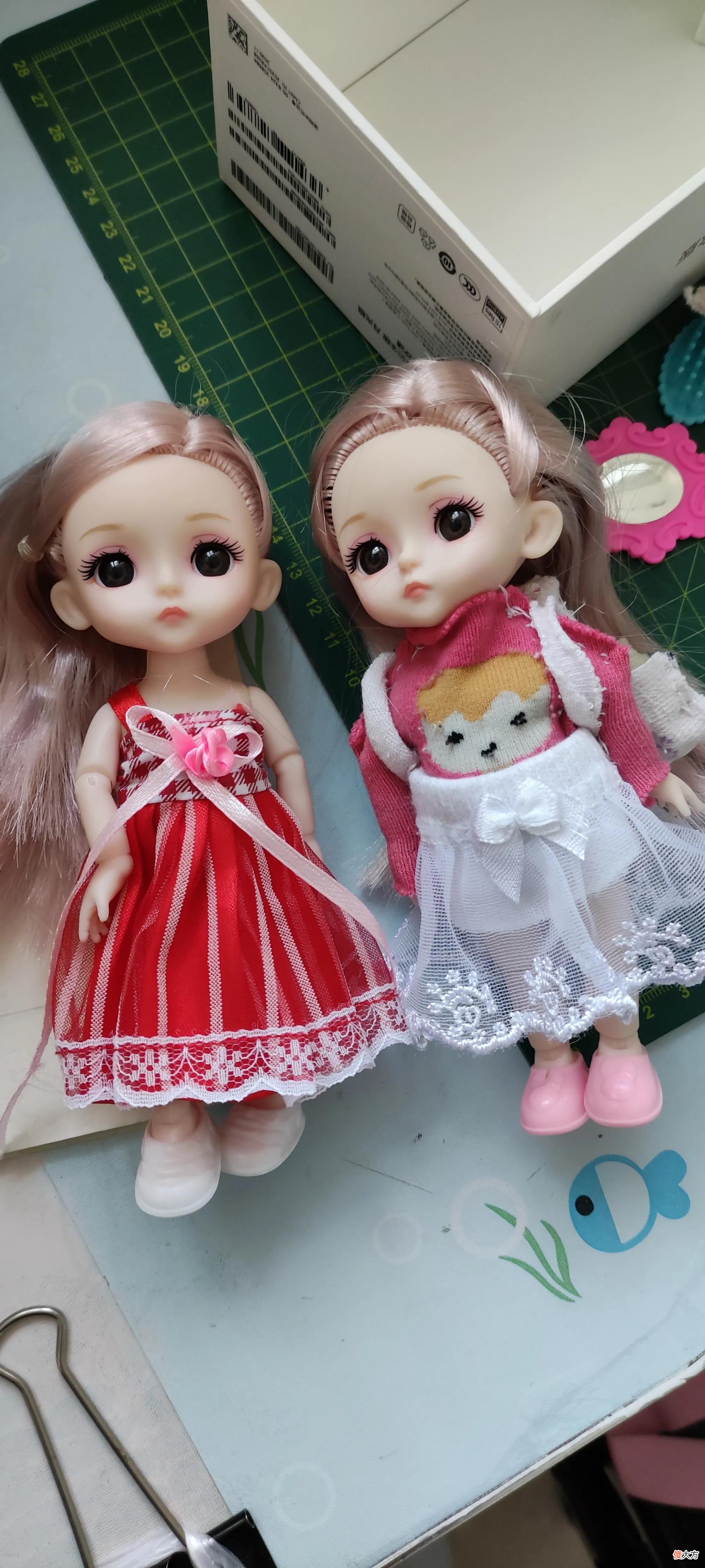 小学生写作业玩手机两不误 孩子写作业偷偷玩手机怎么办