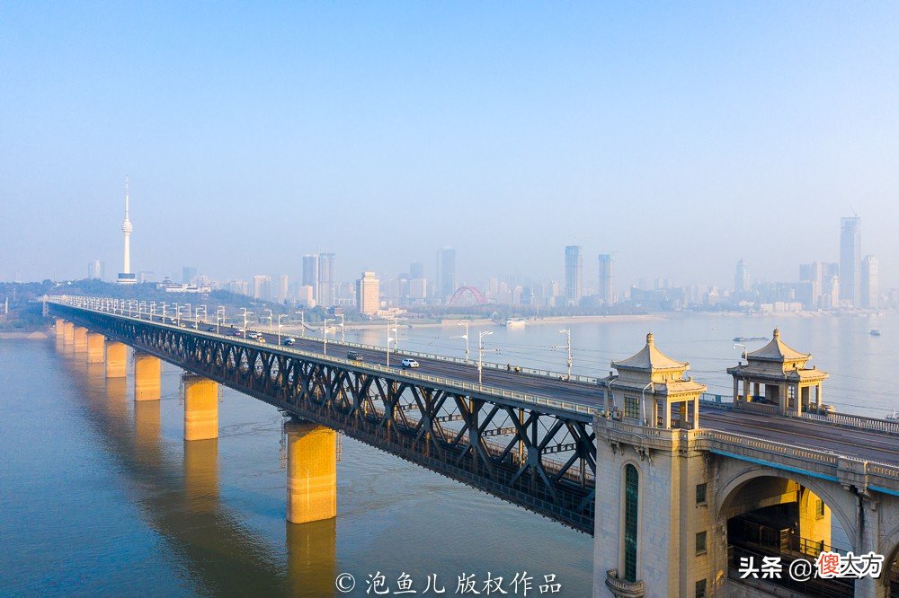 最烟火气的武汉黄鹤楼 武汉特有的黄鹤楼香烟