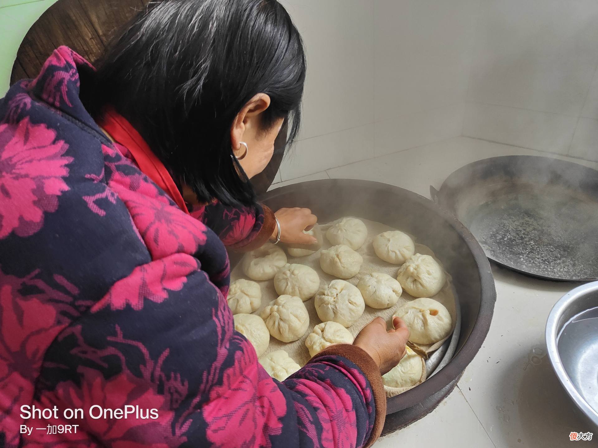 口碑佳作一加9RT手机 一加8T智能手机评测