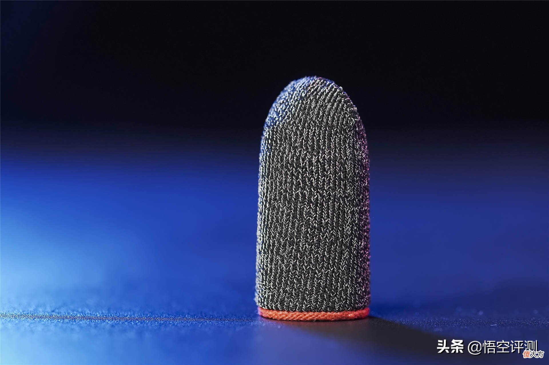 手机玩游戏再也不怕屏幕有汗渍 手机玩游戏屏幕有汗怎么解决