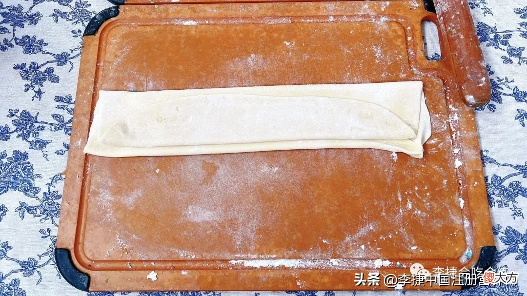 春笋炖鱼，支竹牛肉都是荤素搭配的典范，手擀面大家学着做起来呀