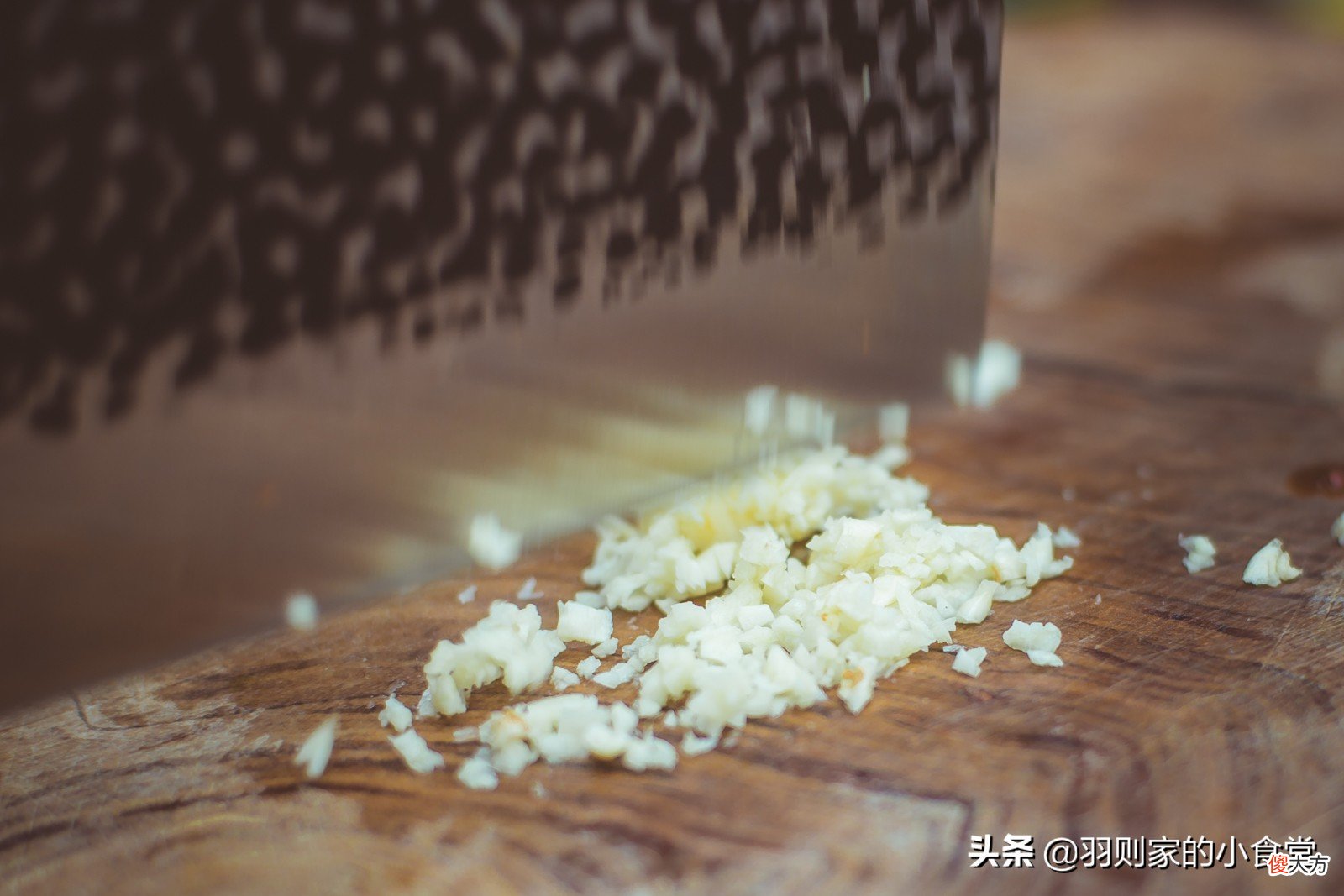 营养丰富做法简单的凉拌菠菜胡萝卜丝 菠菜胡萝卜丝干丝凉拌