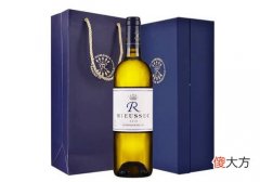拉菲法国罗斯柴尔德红酒拉菲莱斯之星干白葡萄酒礼盒装750ml价格多少钱？