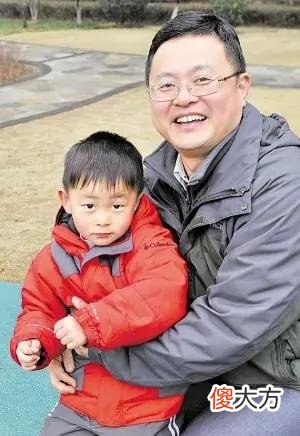 10年前，被父亲逼迫零下13度裸跑的4岁小男孩，现在怎么样了？