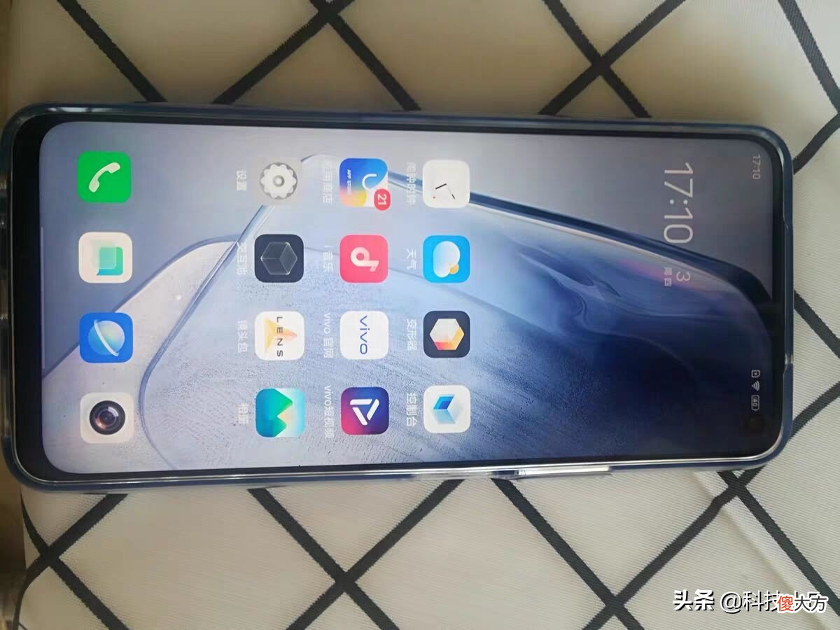 两款高性能千元机推荐 性价比最高的2款千元机