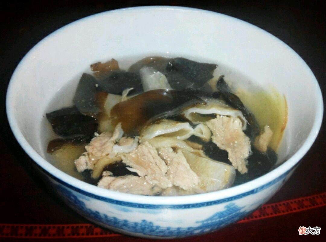 教你鲜香可口的豆芽木耳汤 豆芽木耳汤的做法