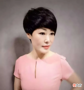 为什么女人过了50岁大都留短发 50岁女人留什么样的短发年轻