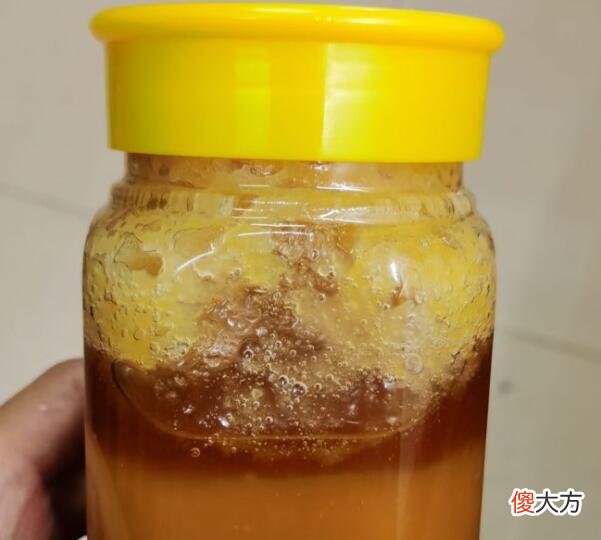 蜂蜜储存时间长了会变质吗 蜂蜜为什么能保存很长时间?