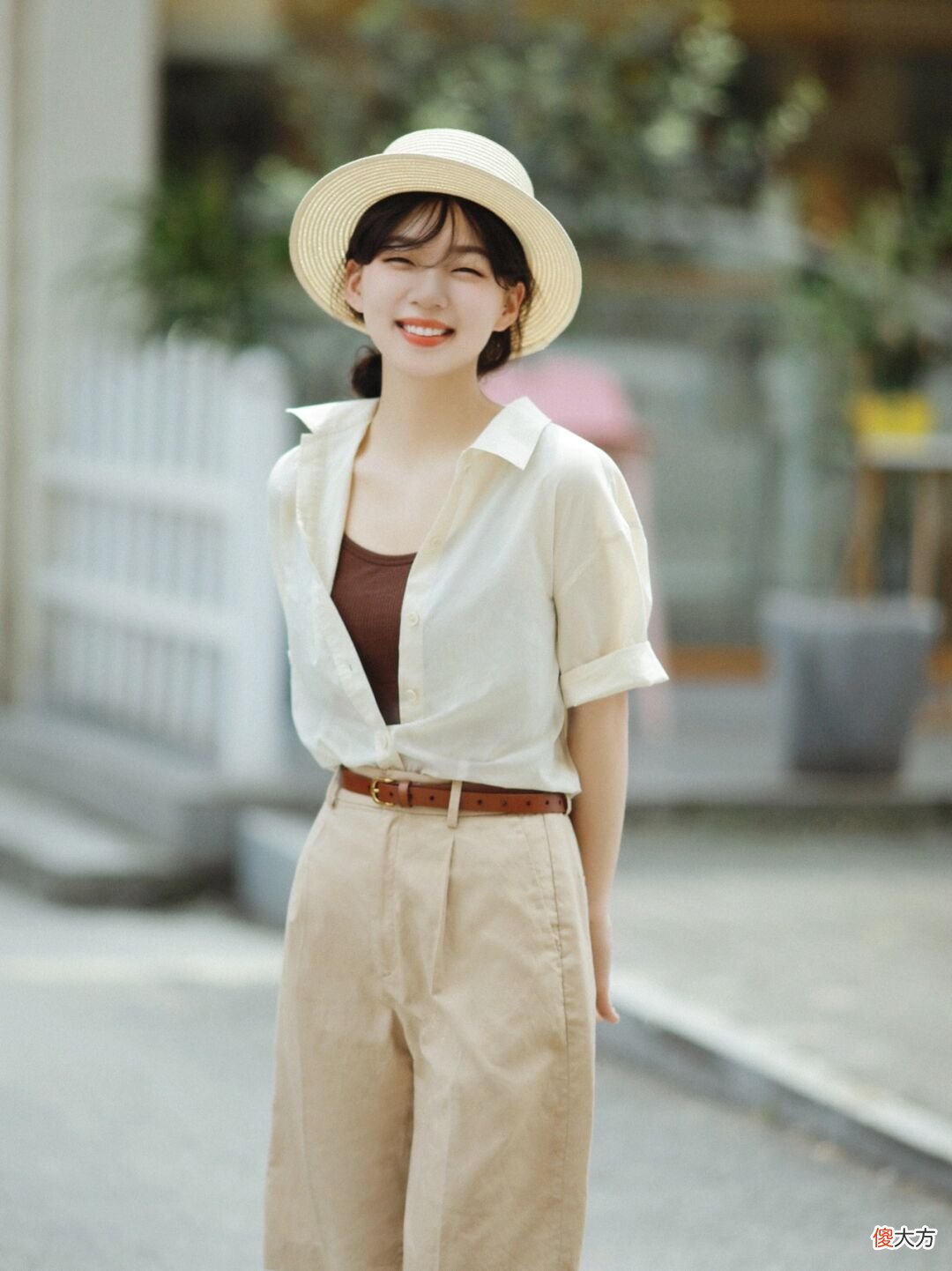 【时尚一点】夏日穿搭，一件“衬衫”就能搞定，搭配半身裙或者牛仔裤，超好看