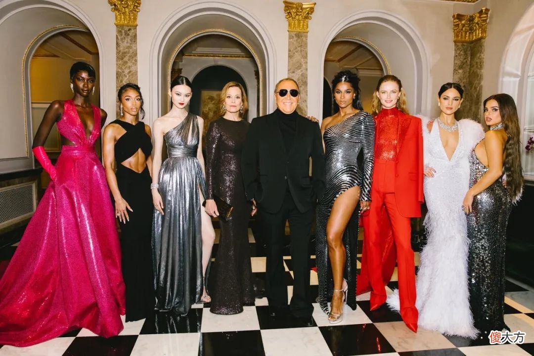 【就爱时尚】Met Gala 的隐藏赢家是她！