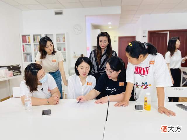 李晓蓉：为300名客户做过换季衣服整理服务，这样做衣橱翻不乱