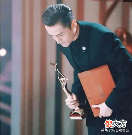 面对让人捏汗的提问 让人捏把汗