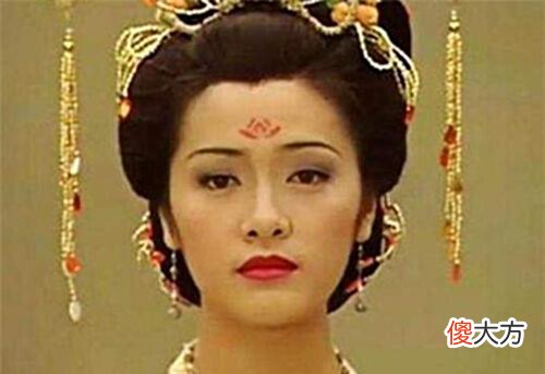 【爱历史】杨氏家族出一上联: “杨坚, 杨幂, 杨玉环”, 李家霸气回复