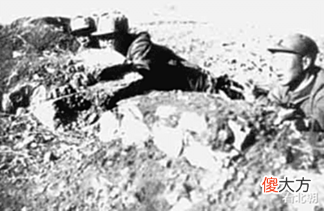 【爱历史】抗日战场晚期战场常态: 2个连八路围攻29个鬼子, 500伪军一旁围观