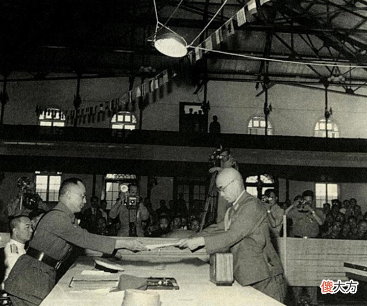【历史故事】1945年, 冈村宁次手握80万大军, 听到无条件投降后冷冷说了4个字